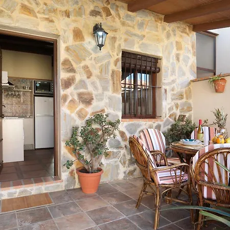 Casa Dorca, 2
